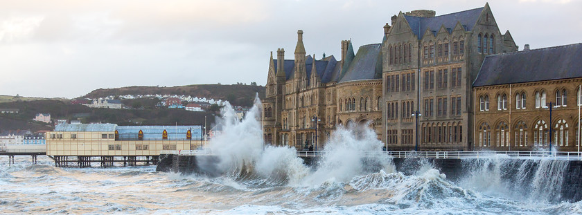 04A7131 
 Spring tide, Aberystwyth