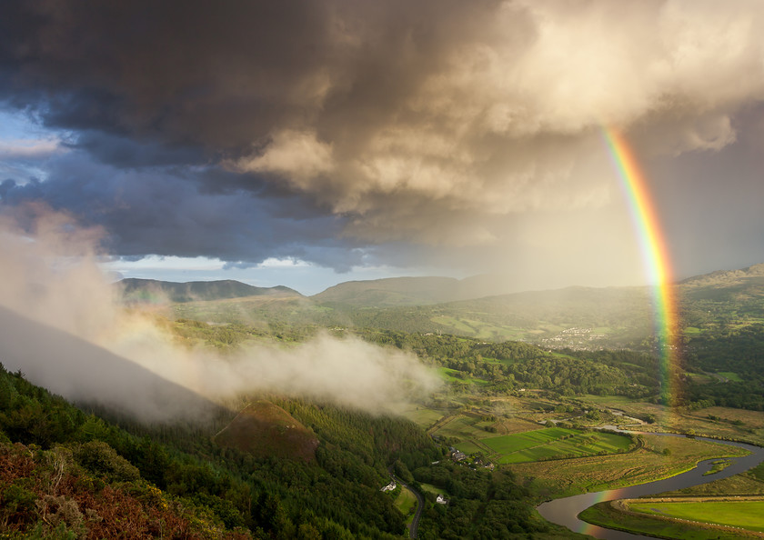 IMG 3249 
 Mawddach valley rainbow (with Brocken Spectre)